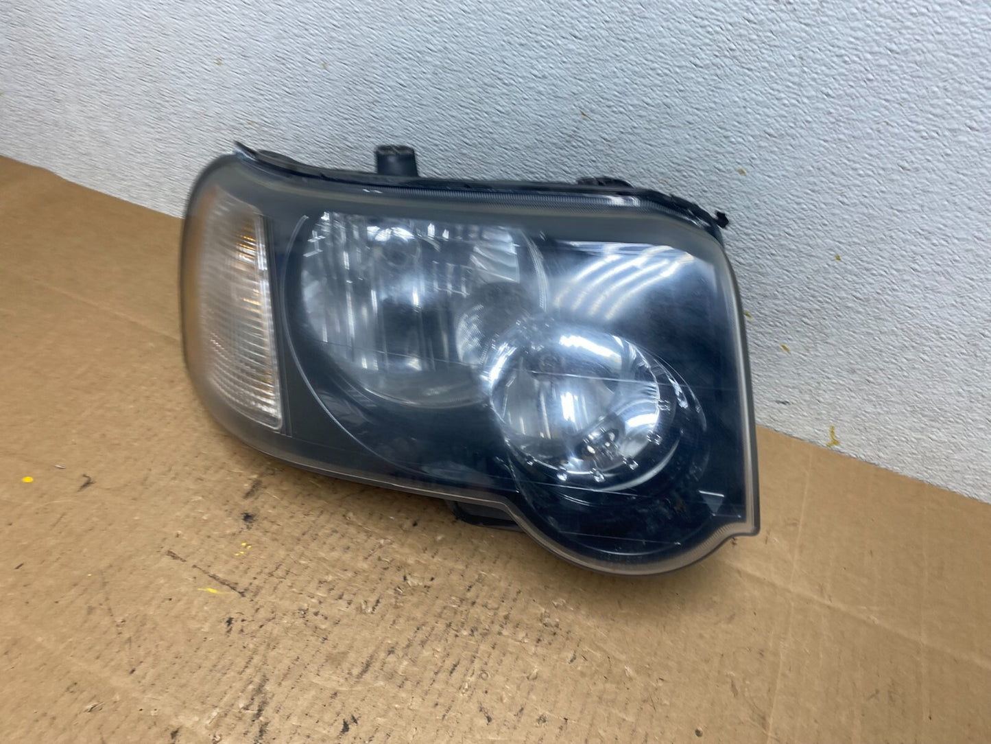 2004-2005 Land Rover Freelander Right Passenger Rh Halogen Headlight OE N4516 DG1
