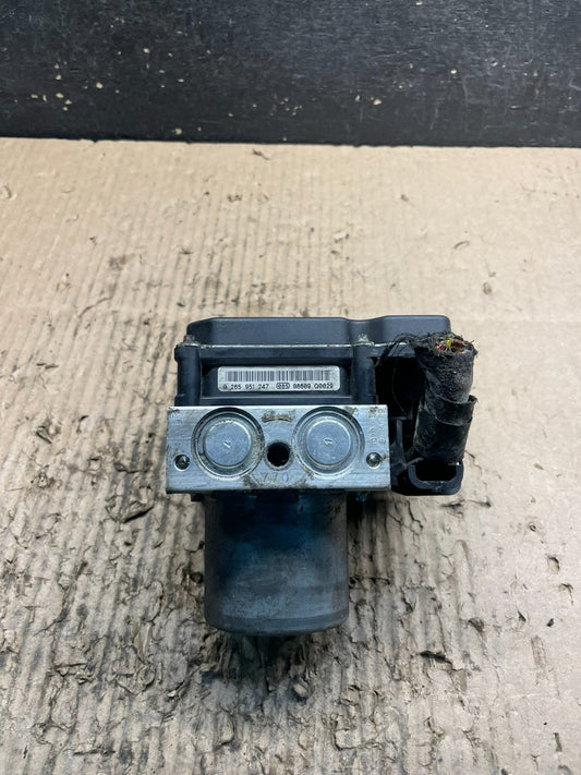 2010-2013 Mercedes W212 E350 E550 ABS Anti Lock Brake Pump Module V0811 DG0