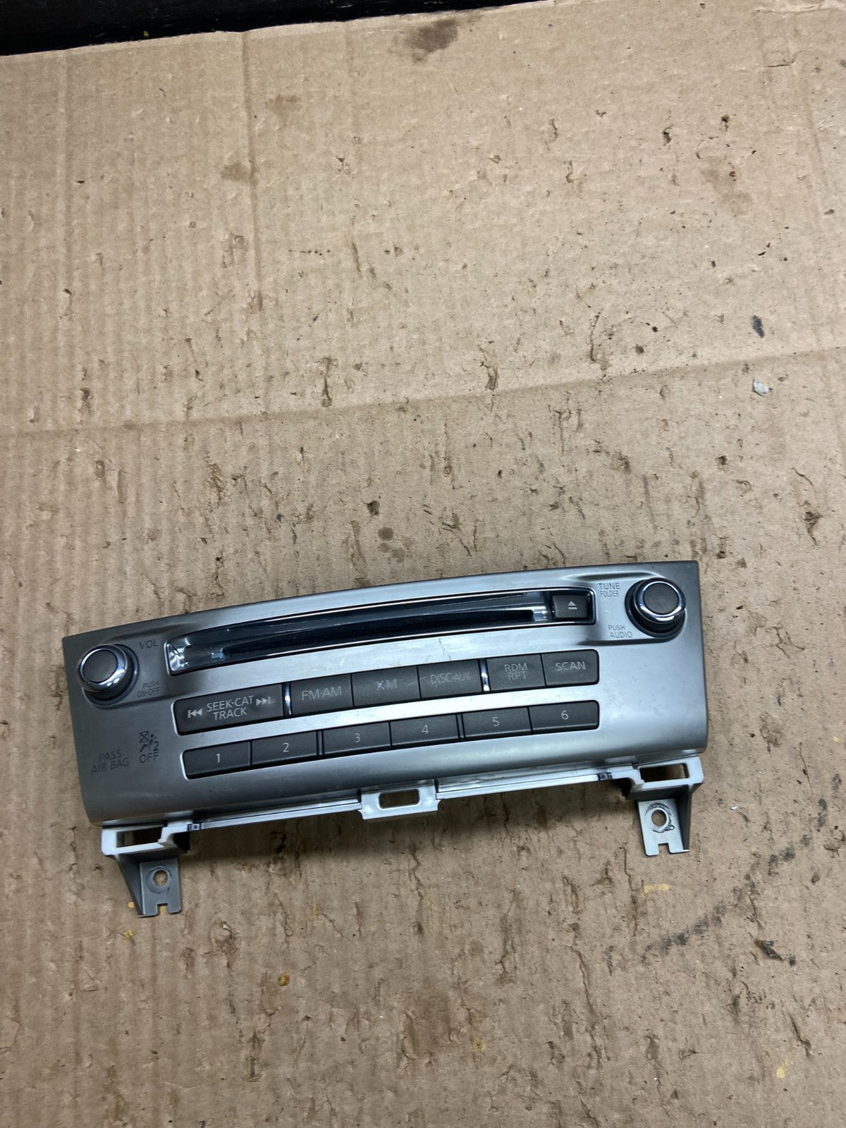 2013 2015 Infiniti JX35 Dashboard Center Radio AM/FM CD Player Y7927 DG0