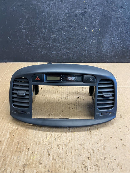 2006 - 2009 Hyundai Accent Center Radio Hazard Air Vent Bezel AD1970 DG0