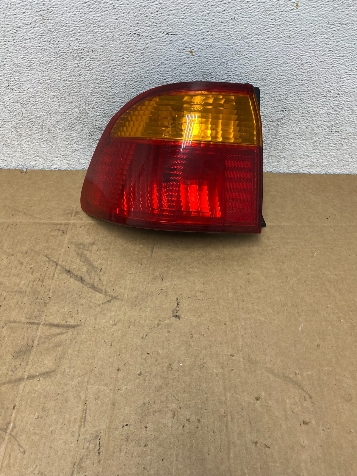 1999 2000 Honda Civic Sedan Left Side Tail Light AD6230 DW0