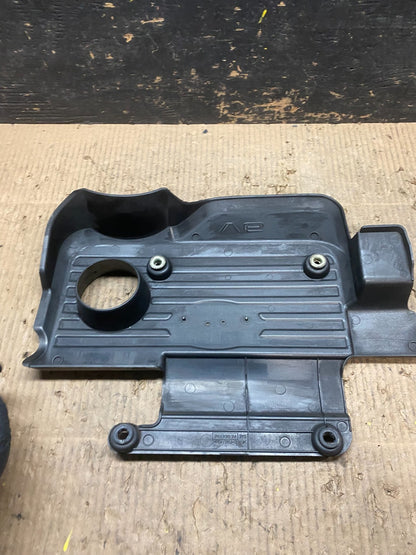 1999 2000 2001 Infiniti i30 3000 v6 Engine Cover Motor Shield T9889 DG4