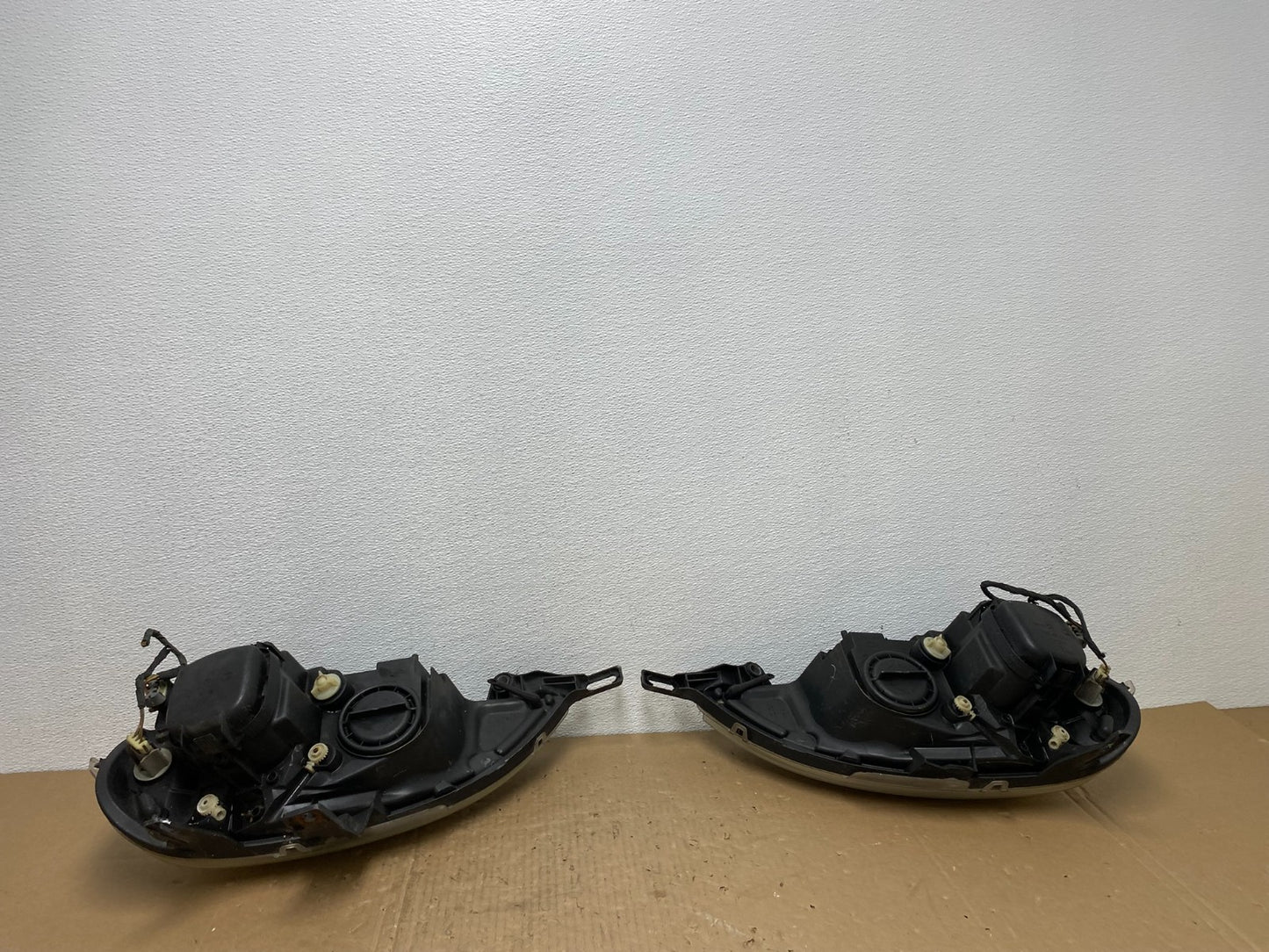2002 - 2005 Mercedes ML ML350 ML500 Left+Right Side Halogen Headlights AB6987 DW7