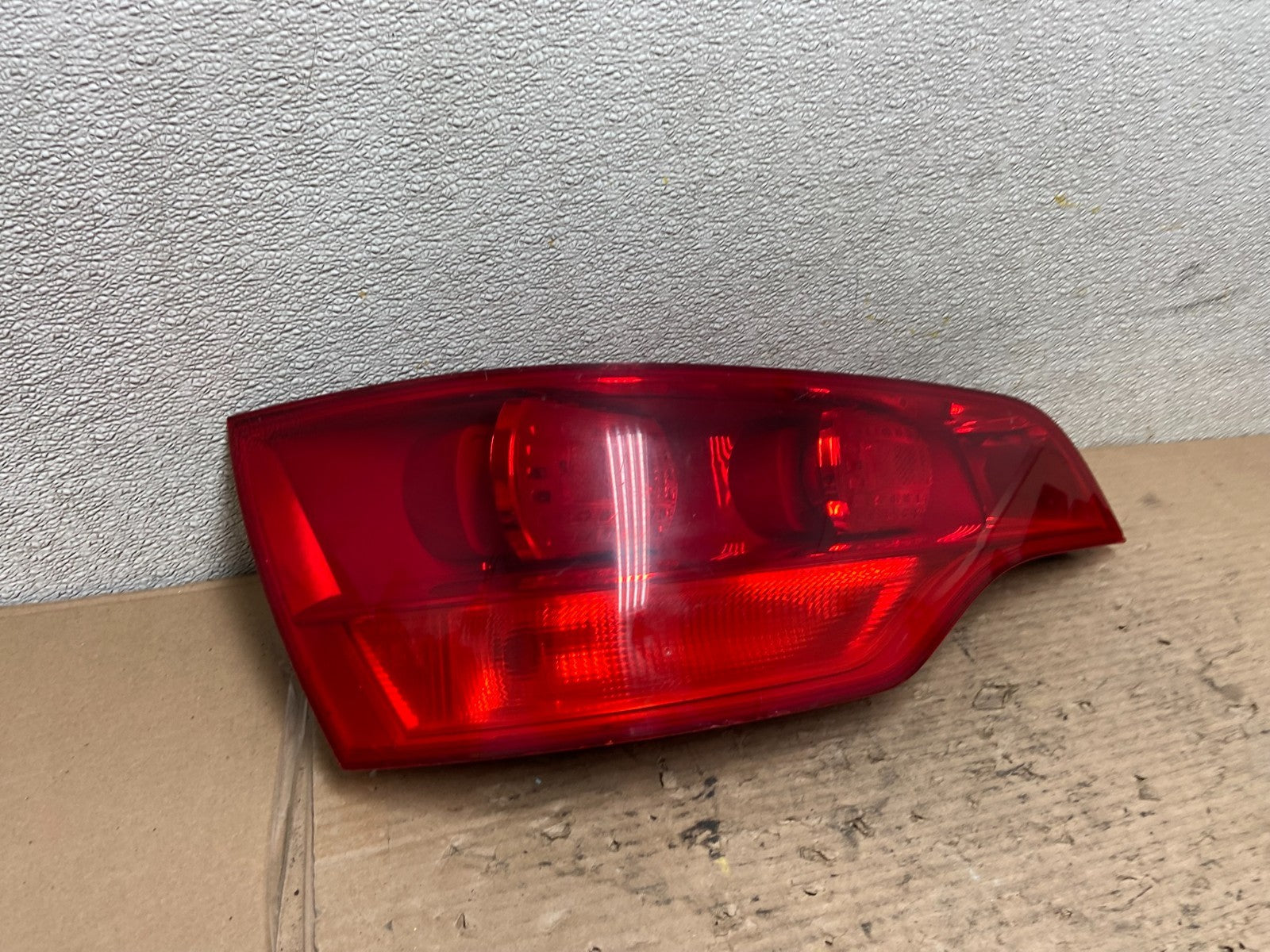 2007 2008 2009 Audi Q7 Left Driver Lh Side Tail Light Oem AA9683 LK2