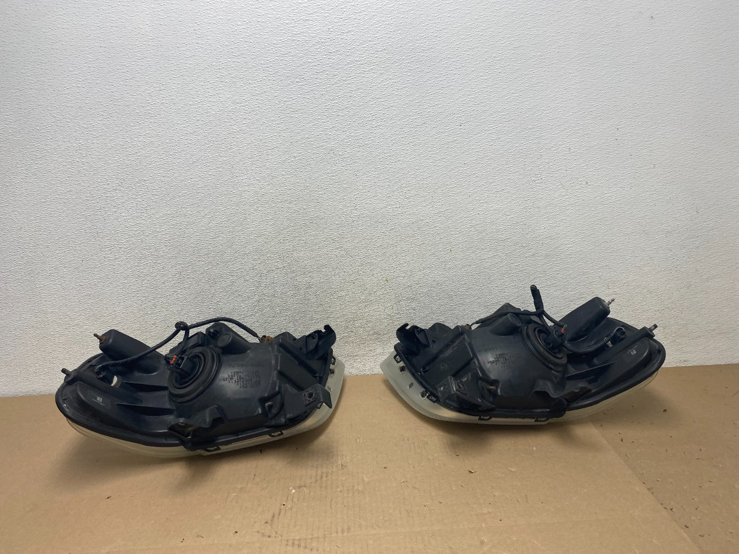 2006 2007 2008 2009 2010 Ford Explorer Left+Right Set Headlights AG5736 DW8
