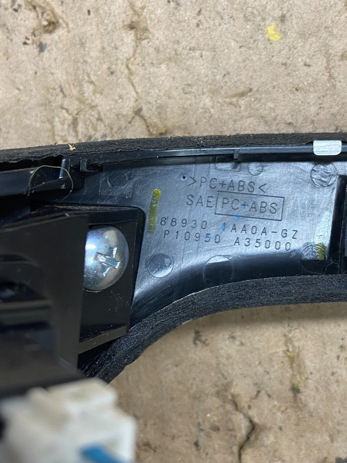 2009-2010 Nissan Murano Dash Trim Panel With Hazard Buttom Switch OEM t6276 DG4