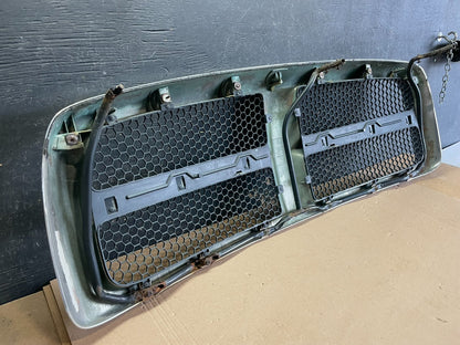 2002 2003 2004 2005 Dodge Ram 1500  Upper Front Grill Grille Z8593 DG8