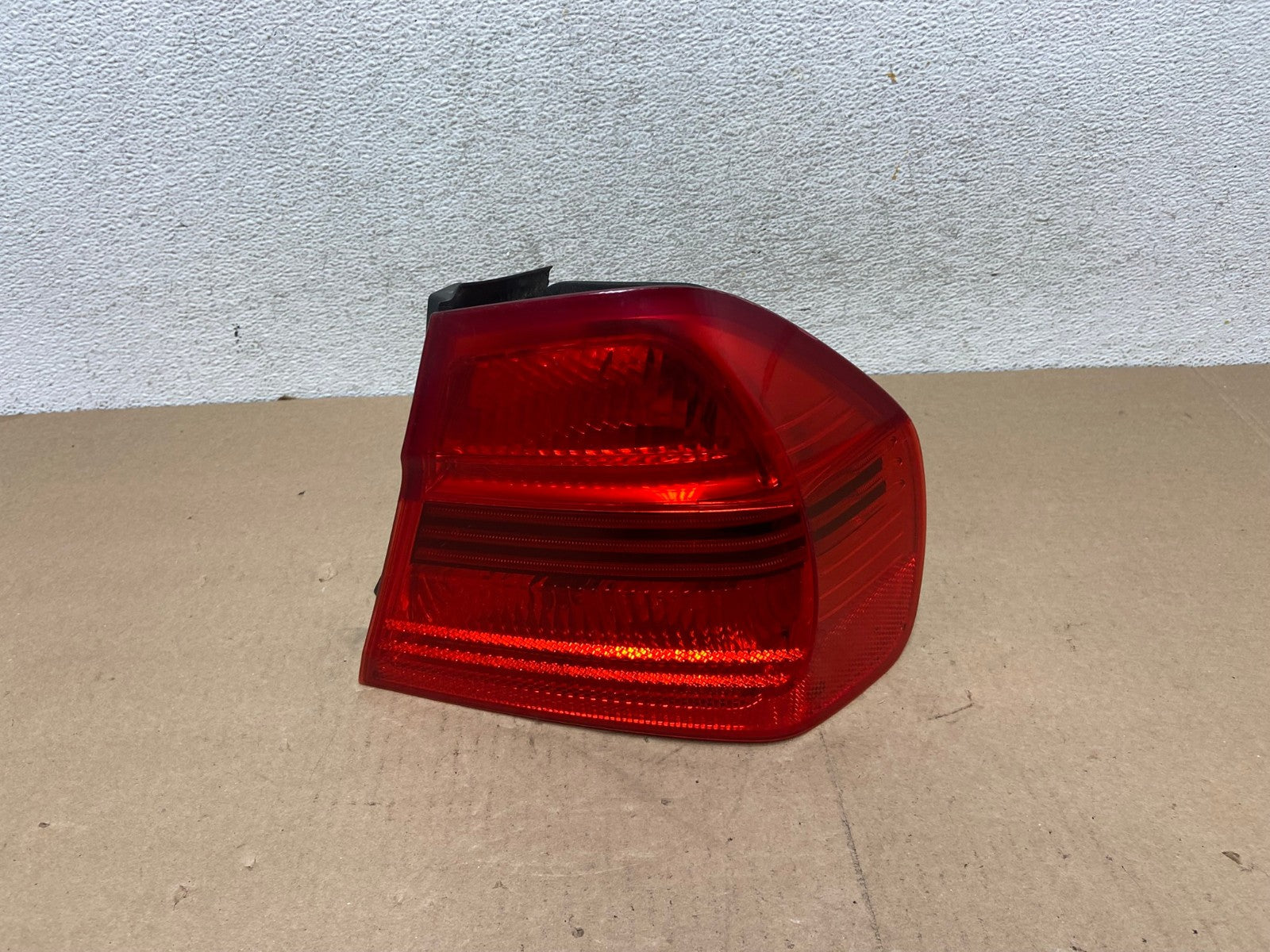 2006 2007 2008 Bmw 328i 3 Series Right Passenger Rh Side Tail Light AG4602 LK0