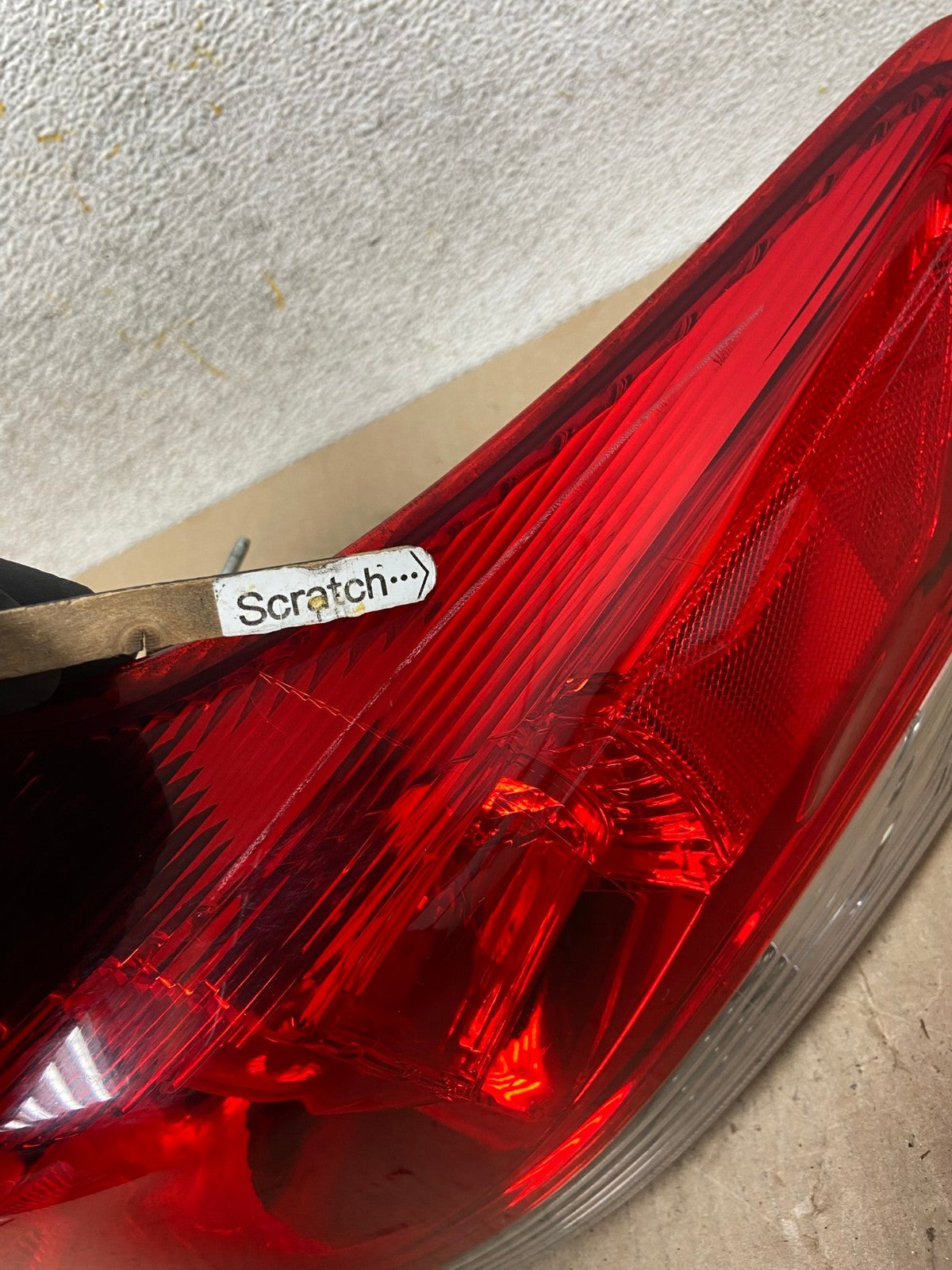 2009 to 2012 Toyota Venza Right Passenger RH Side Tail Light AH6853 LK3
