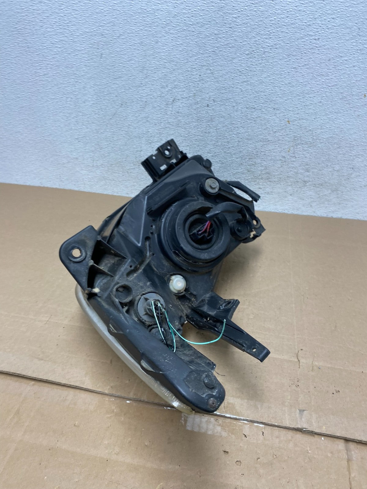 2004 2005 2006 Mazda Mpv Right Passenger RH Headlight ae4912 DG6