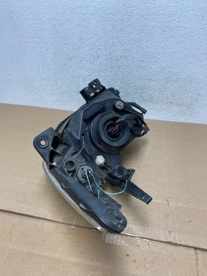 2004 2005 2006 Mazda Mpv Right Passenger RH Headlight ae4912 DG6