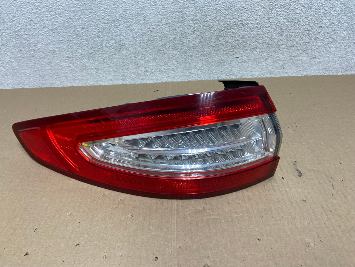 2013 to 2016 Ford Fusion Left Driver LH Side Tail Light AE6970 LK0