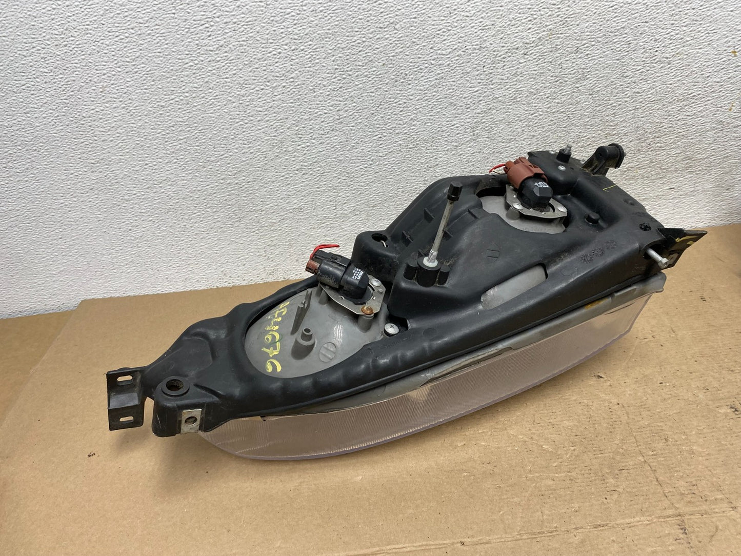 1995 to 1996 Toyota Camry Left Driver LH Side Headlight TYC AF4676 DW4