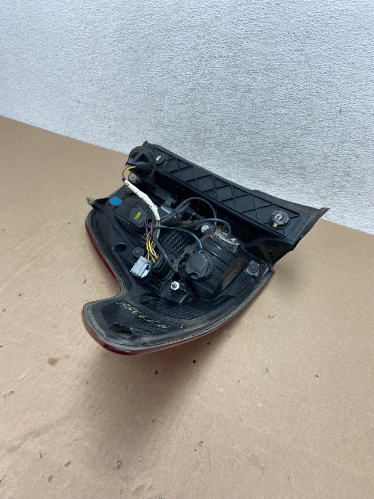 2011 2012 2013 2014 2015 Ford Explorer Left Driver LH Side Tail light AG6666 LK6