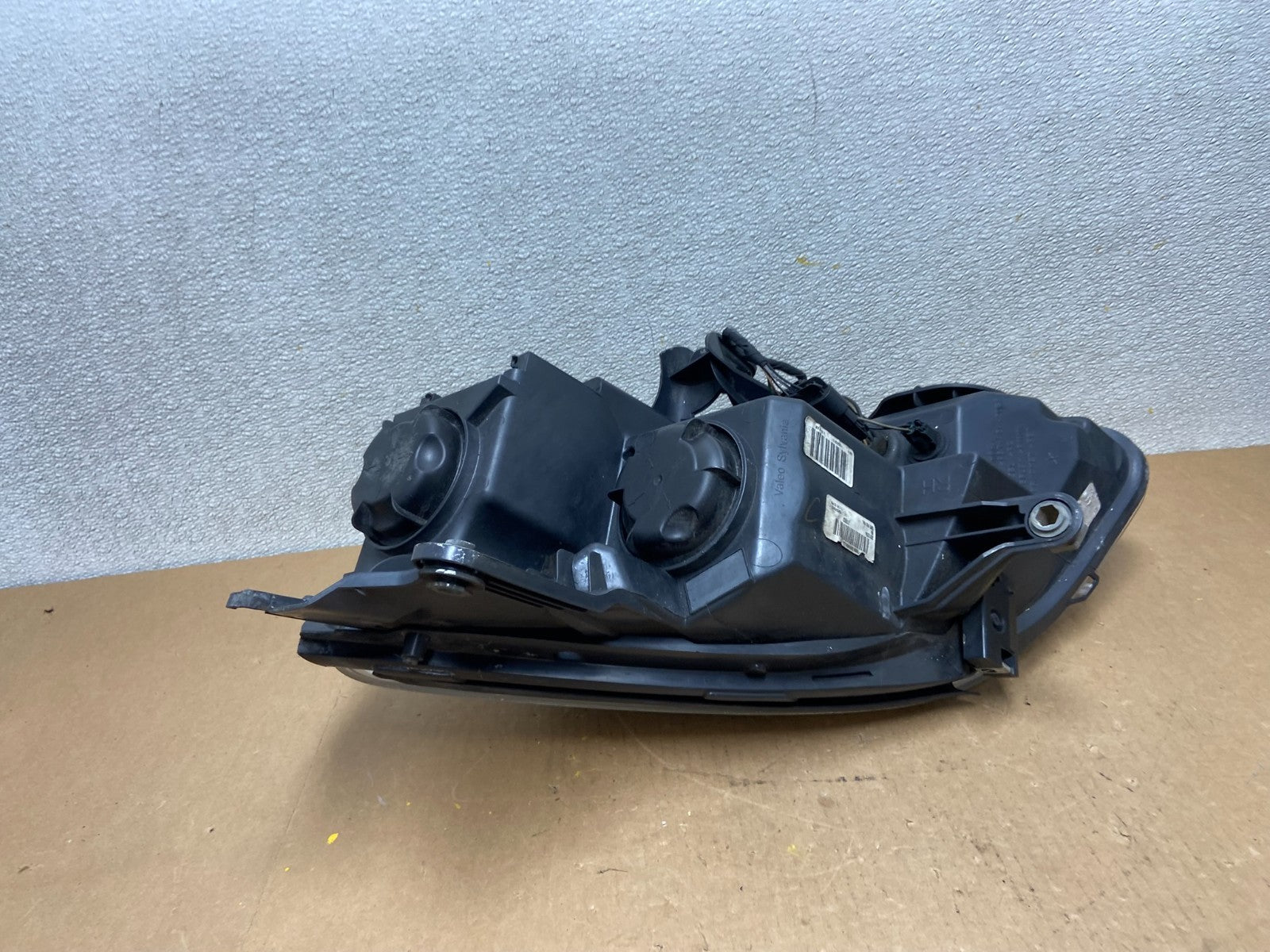 2007-2012 Gmc Acadia Halogen Headlight Right Passenger Side Oem Z6880 DW6