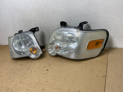 2006 2007 2008 2009 2010 Ford Explorer Left+Right Set Headlights AG8329 DW2