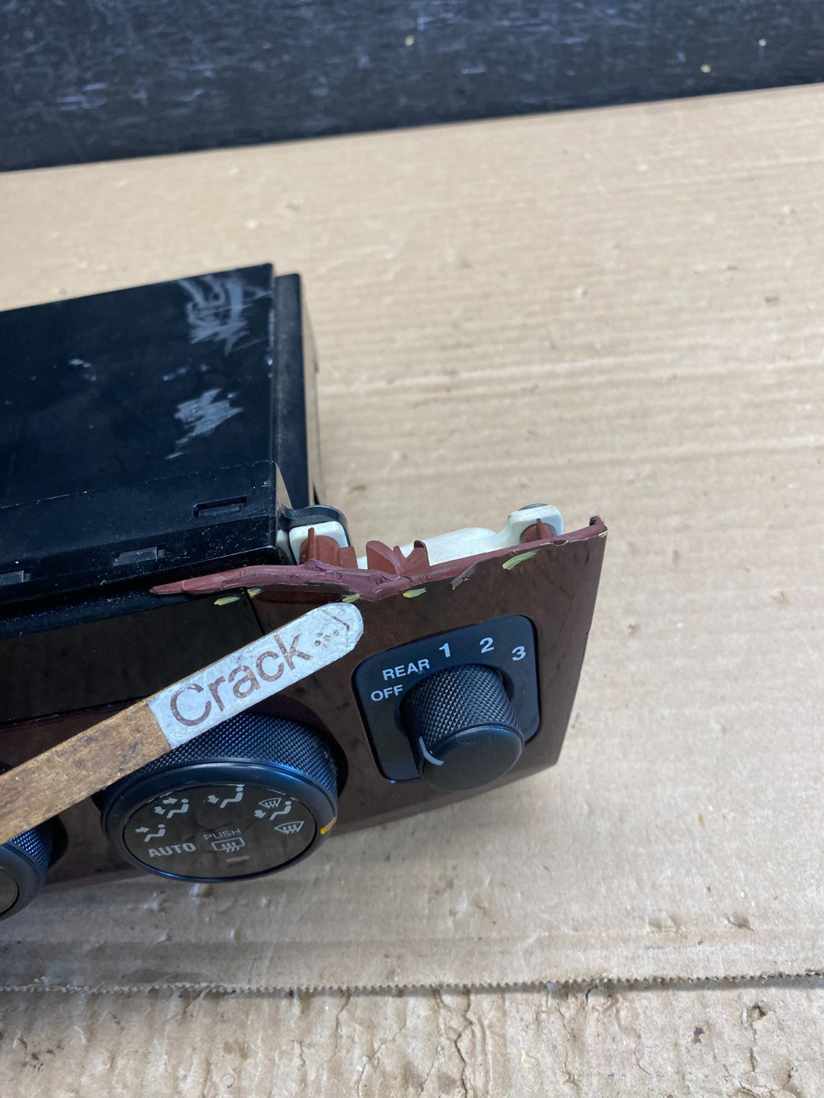 2003 to 2007 Suzuki XL-7 Grand Vitara Radio Bezel Climate Control Trim AG01285
