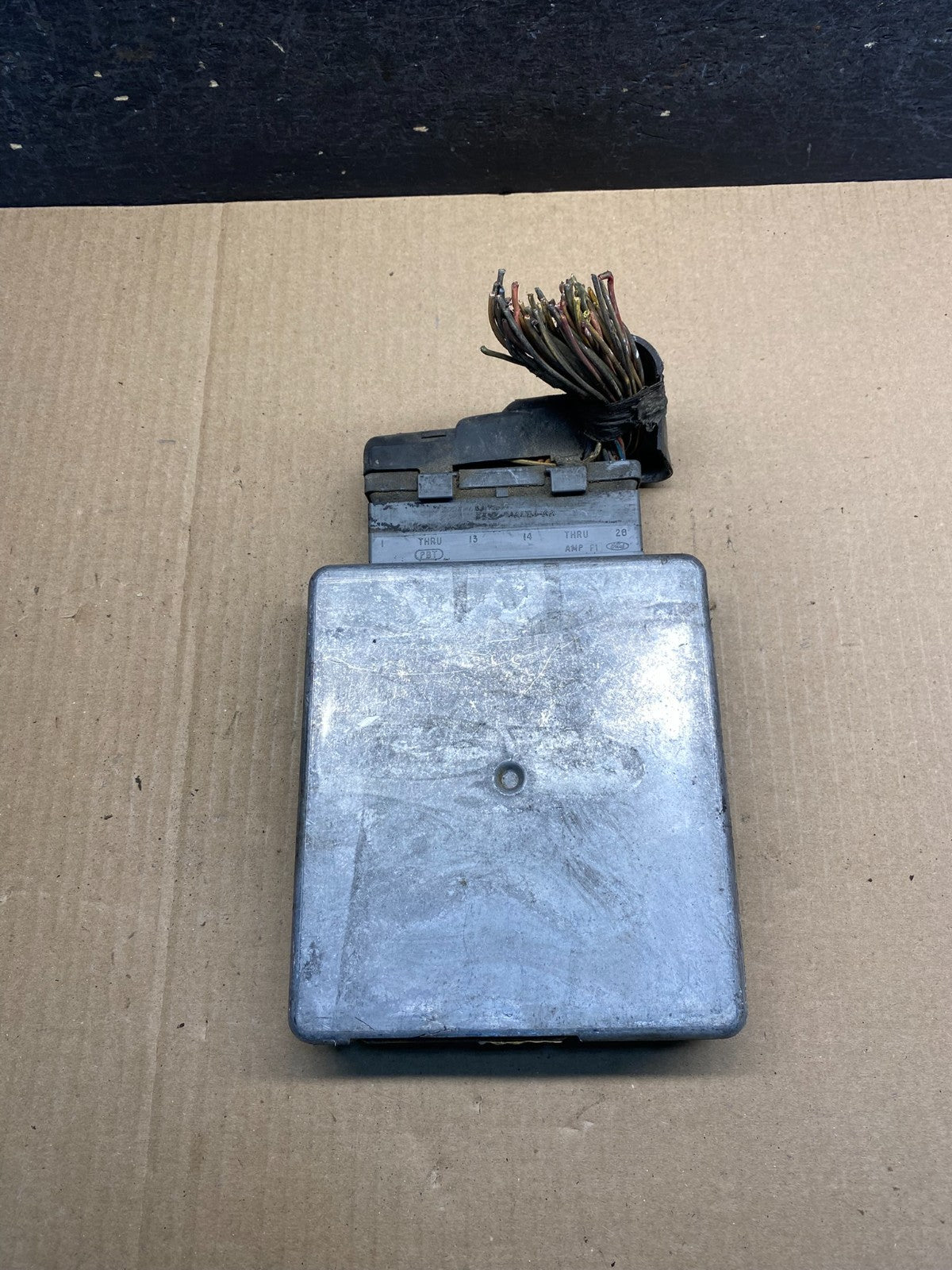 2002 Ford E-Series Van 4.2L Engine Control Module 3c2a-12a650-sb AG9451 DW0