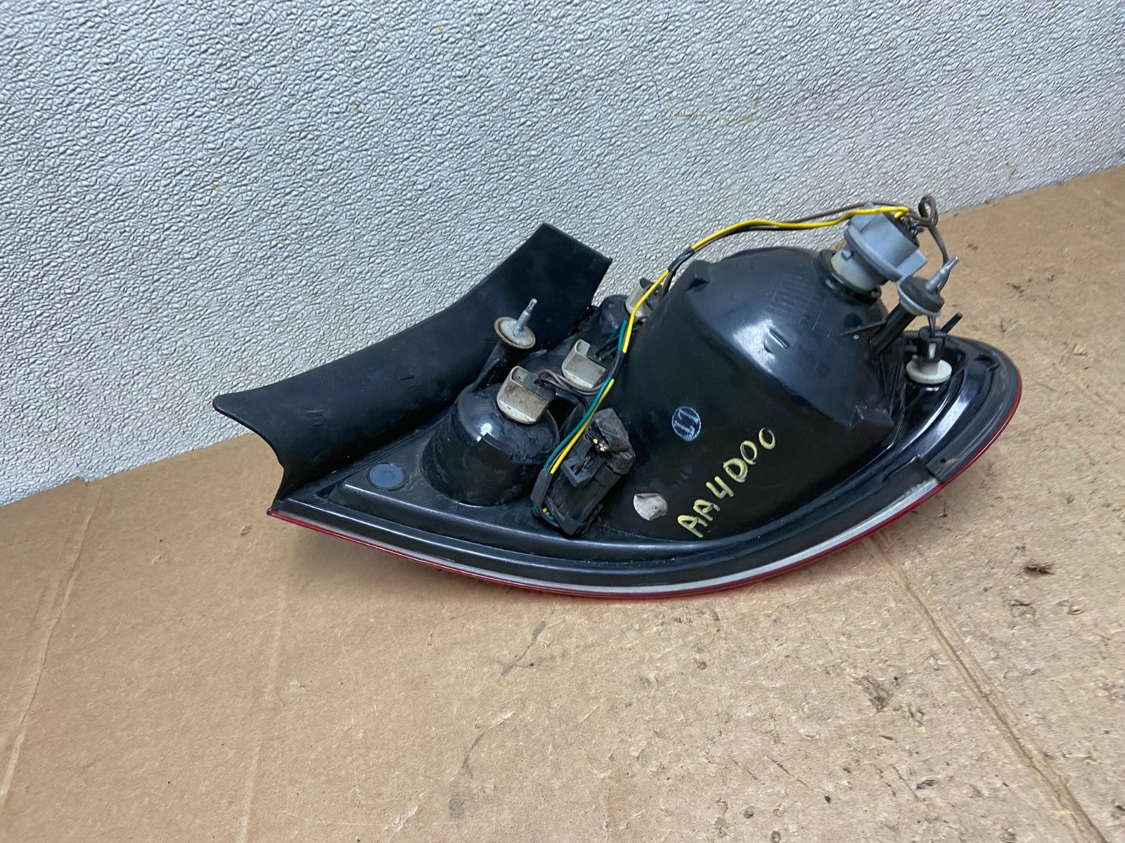 2005 to 2009 Buick Lacrosse Left Driver LH Side Tail Light AA4000 DW6