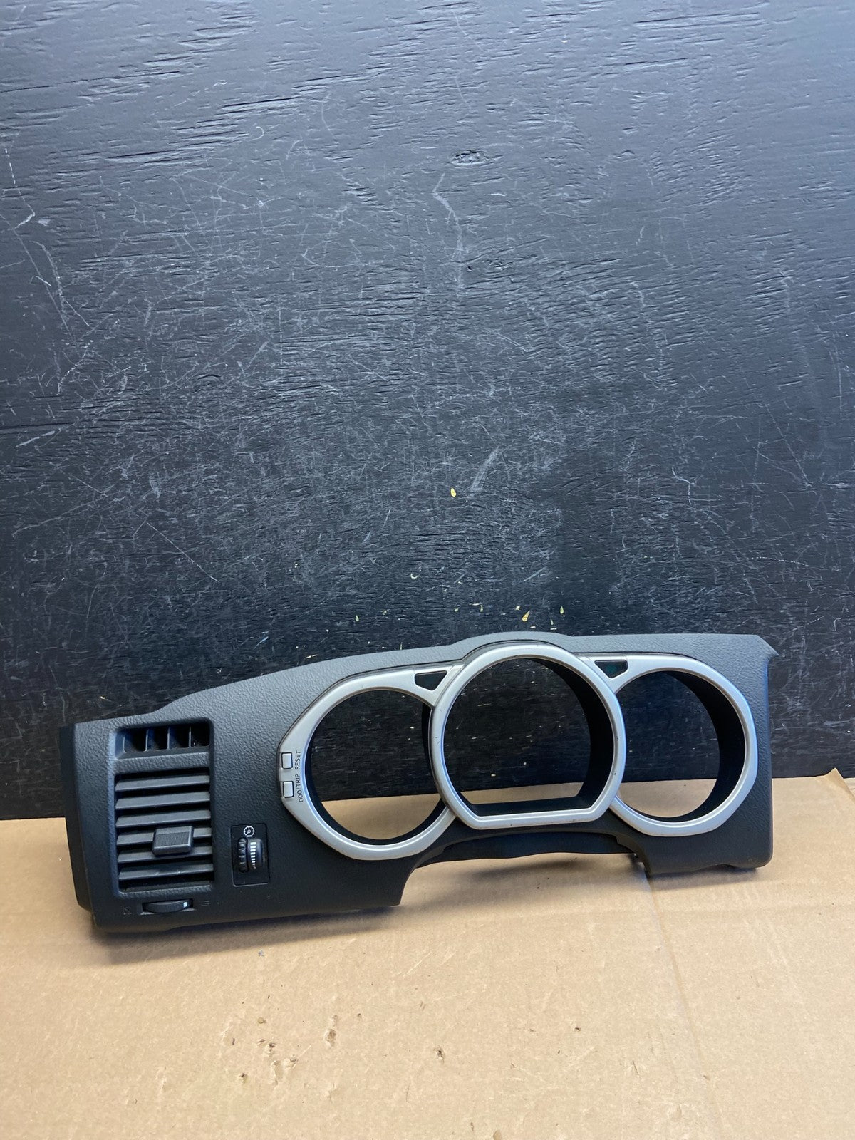2003 to 2006 Toyota 4Runner Speedometer Instrument Cluster Bezel Trim AI3207 DG0