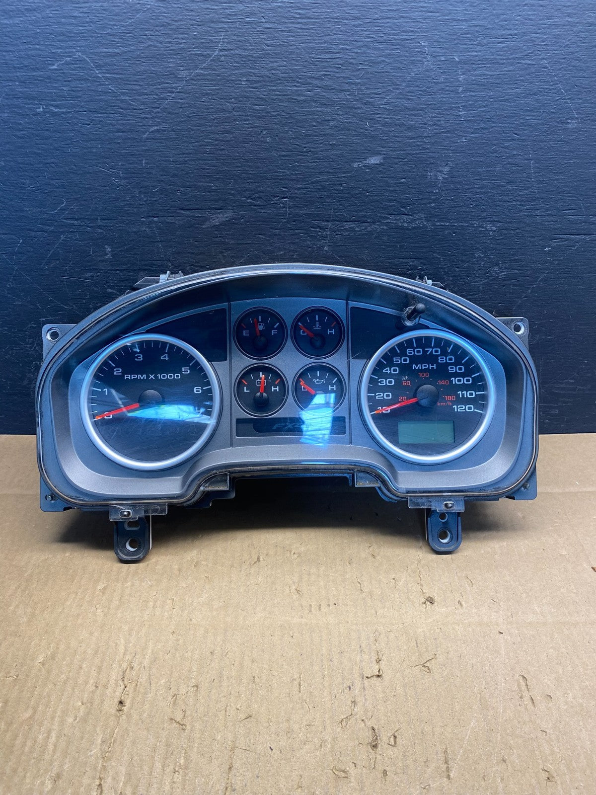 2004 2008 Ford F150 F-150 FX4 Speedometer Cluster Gauge AD1618 DG0