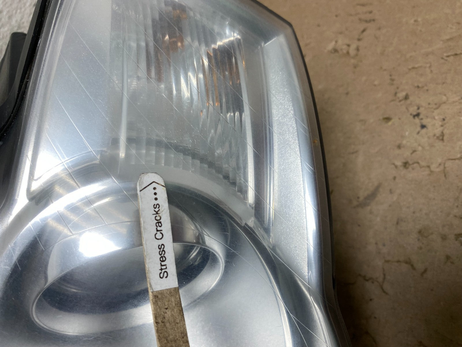2006 - 2010 Volkswagen Passat Left Driver LH Side Halogen Headlight AG4452 DW3