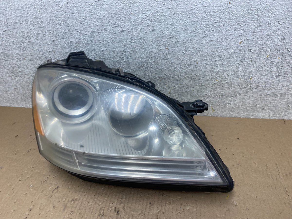 Halogen 2006-2009 Mercedes-Benz ML Class Right Passenger Headlight R8378 DW1