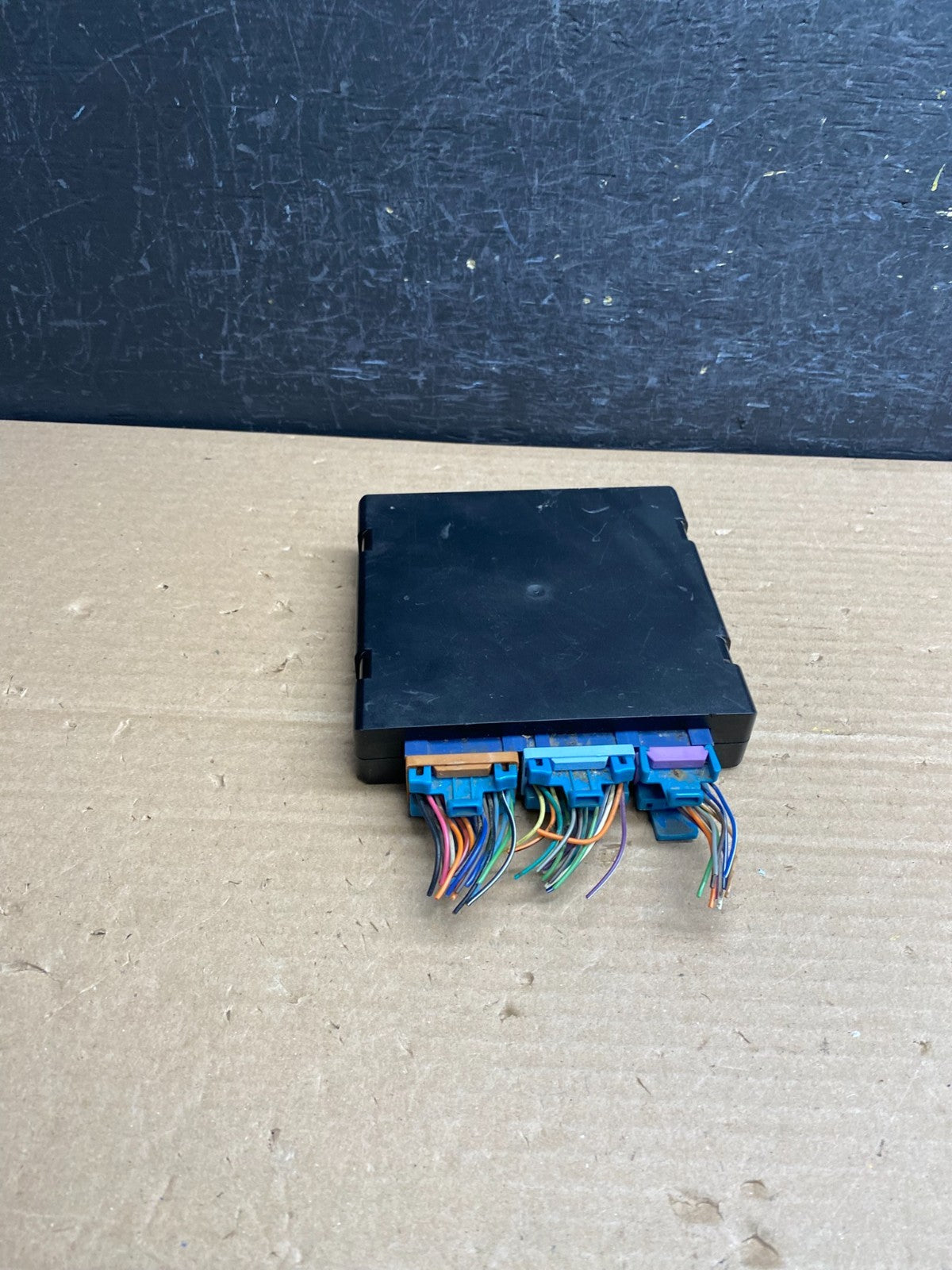 2002 Chevrolet Avalanche Silverado Body Control BCM Module AG0160 DG2
