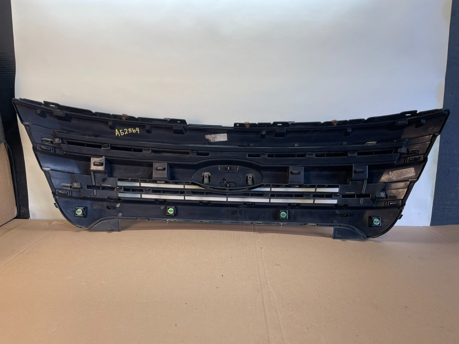 2011 to 2015 Ford Explorer Upper Front Grill Grille AG2569 MS3