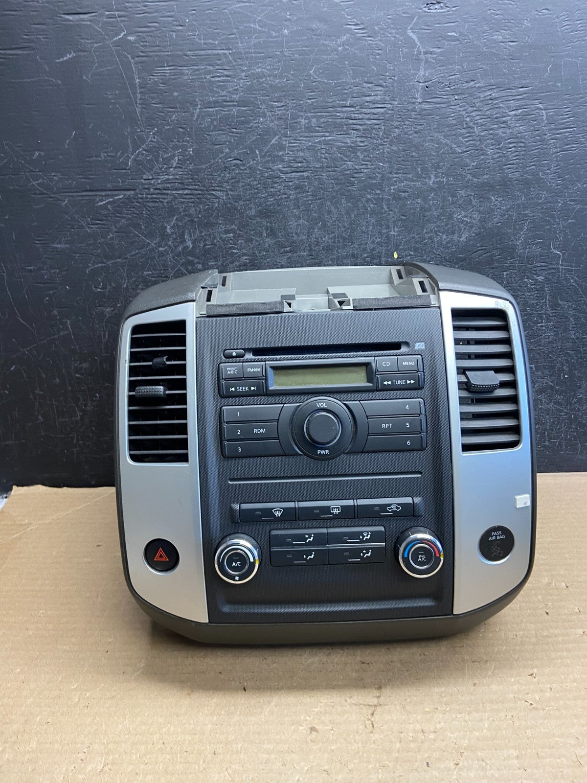 2009-2012 Nissan Frontier Xterra Radio Climate Control Bezel Center AH3716 DG0