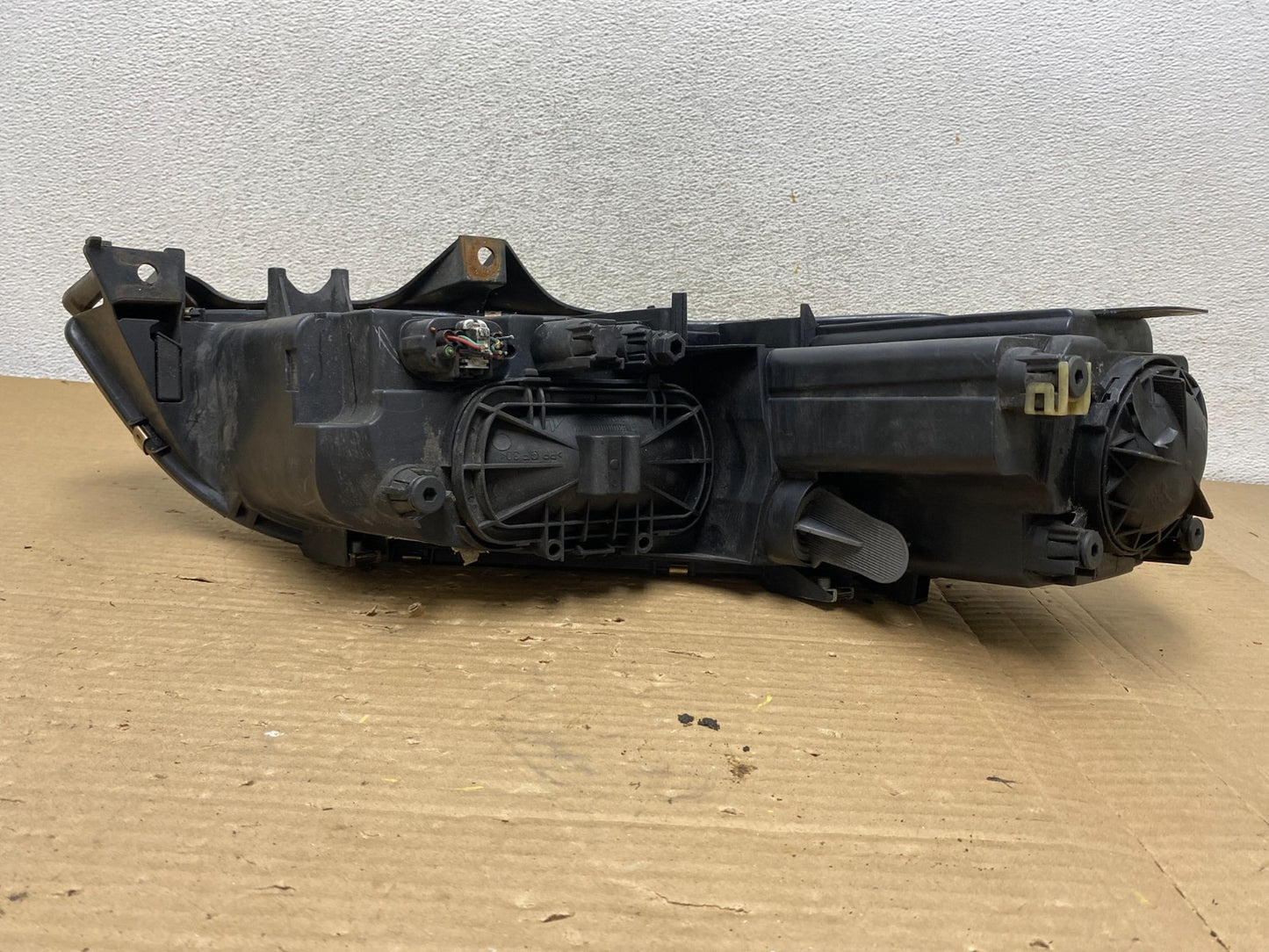 2006 2007 2008 Mazda 6 Left Driver LH Side Halogen Headlight AG9018 DW4