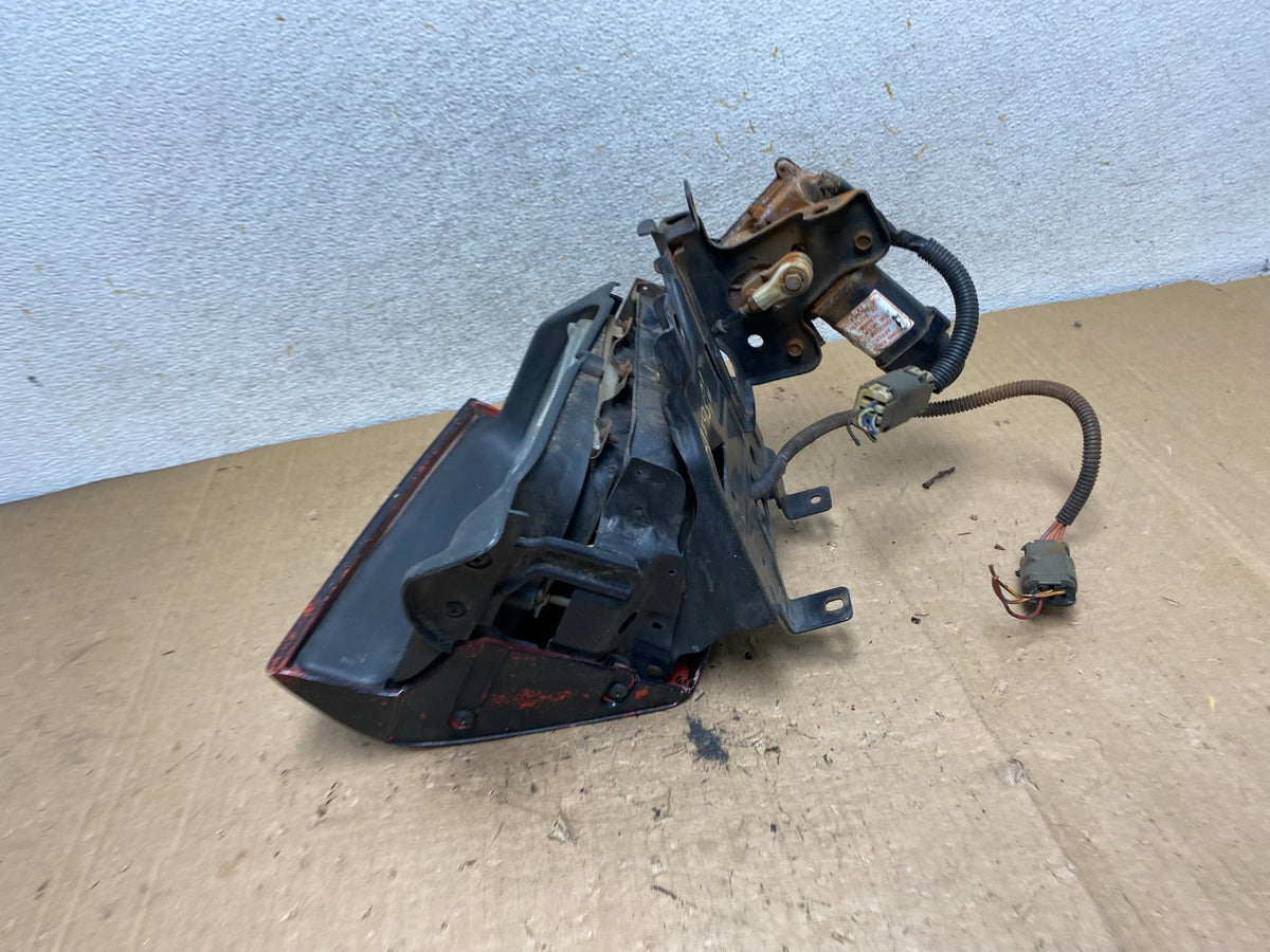 1987 to 1990 Nissan Pulsar Left Driver Side Headlight AI9391 LK5