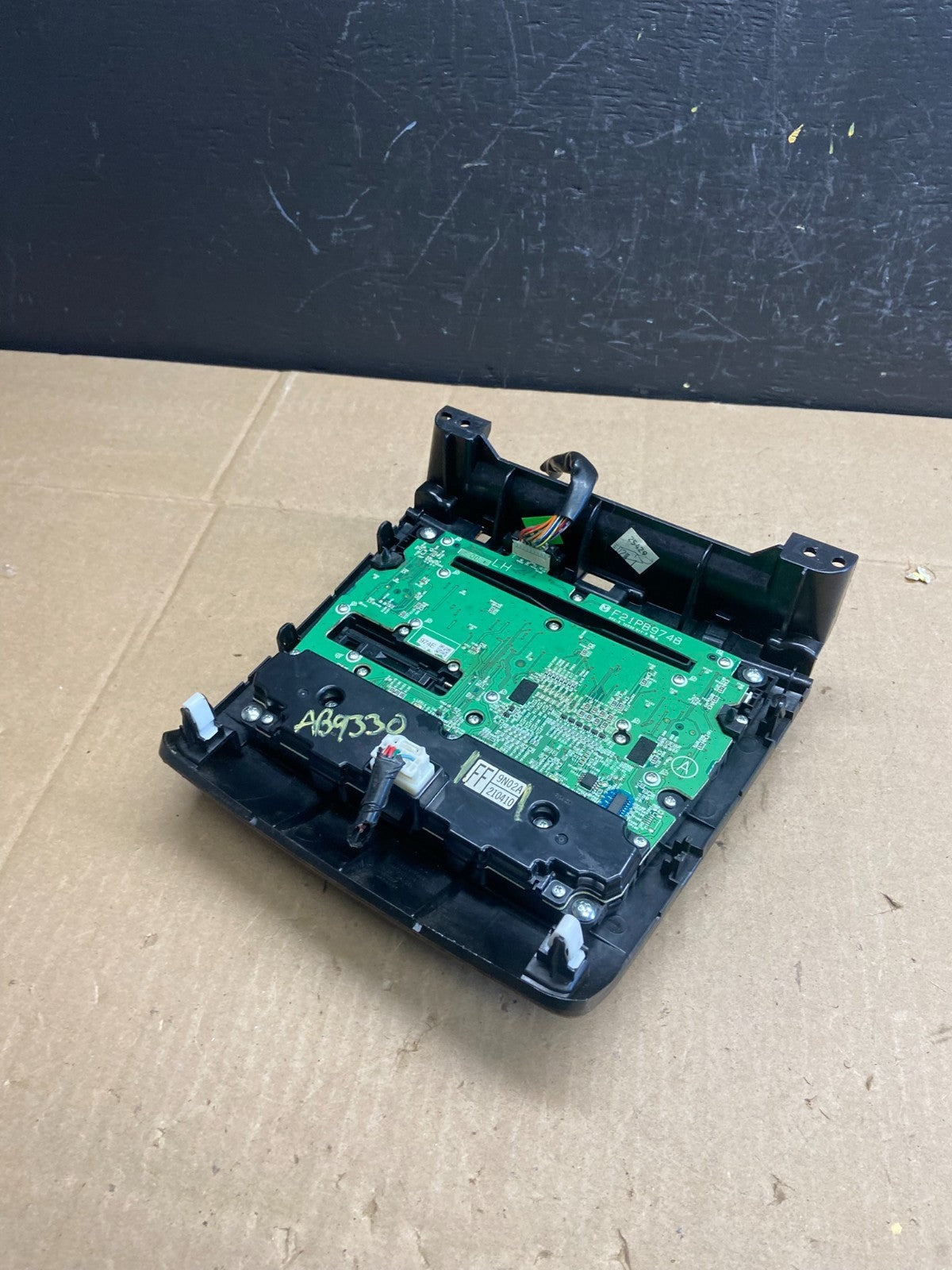 2008 2010 Nissan Maxima Radio Panel Climate Control Bezel Trim OEM ab9330 DG3