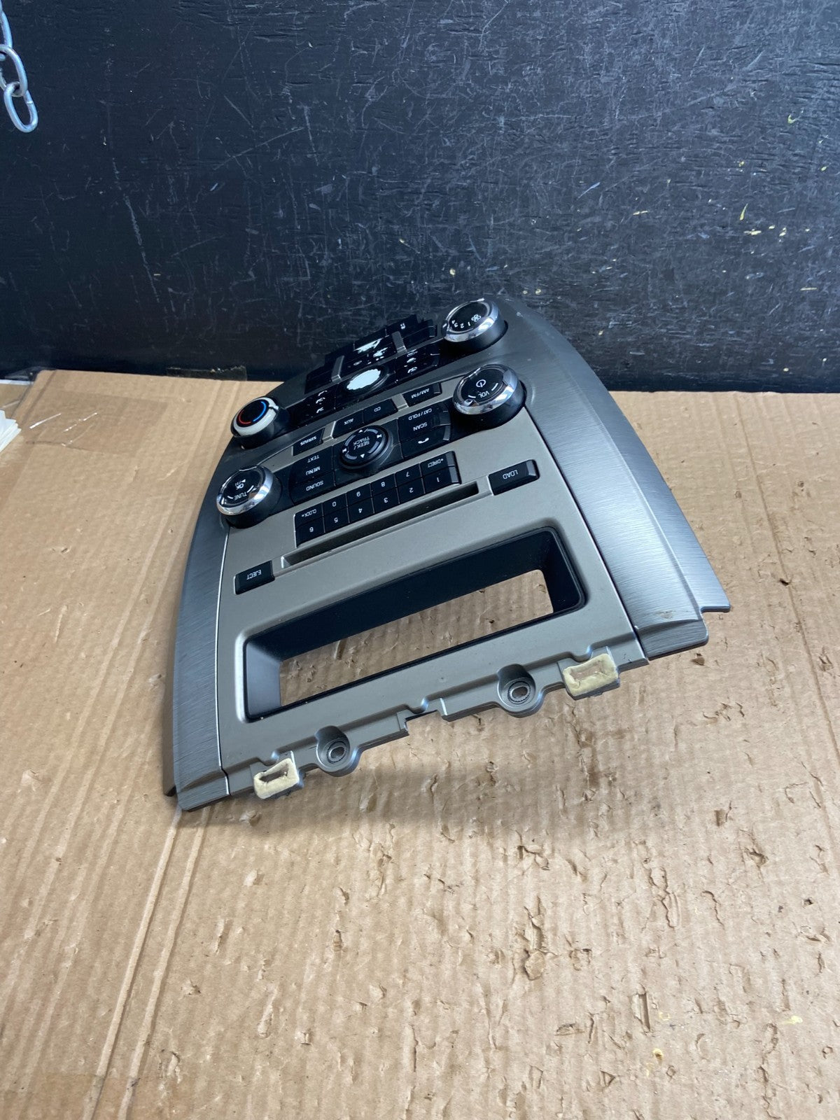 2010 to 2012 Ford Fusion Radio Climate Control A/C Control AF6461 DW2