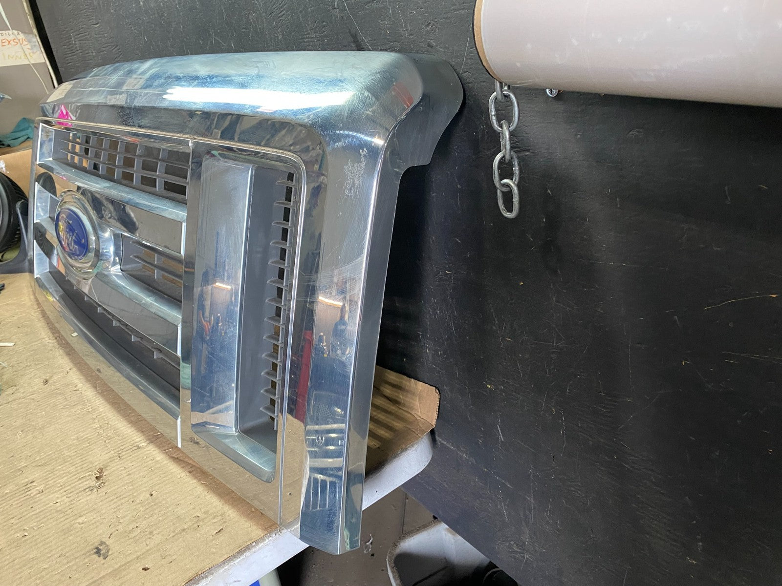 2008 to 2014 Ford Econoline E150 E250 Front Upper Chrome Grill Grille P3828 DG1