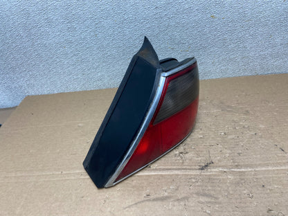 1998 to 2003 Jaguar XJ8 Right Passenger RH Side Tail Light OEM AB4754 DG2