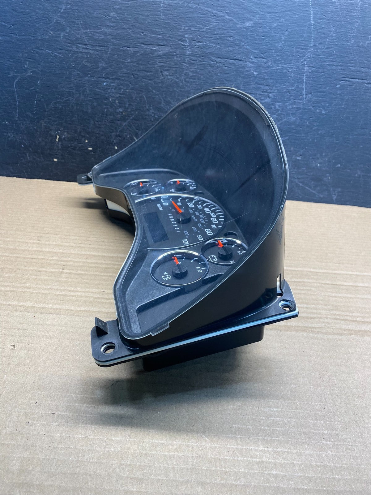 2013 2014 Chevrolet Express 1500 Speedometer Cluster Gauge AF3805 DW2