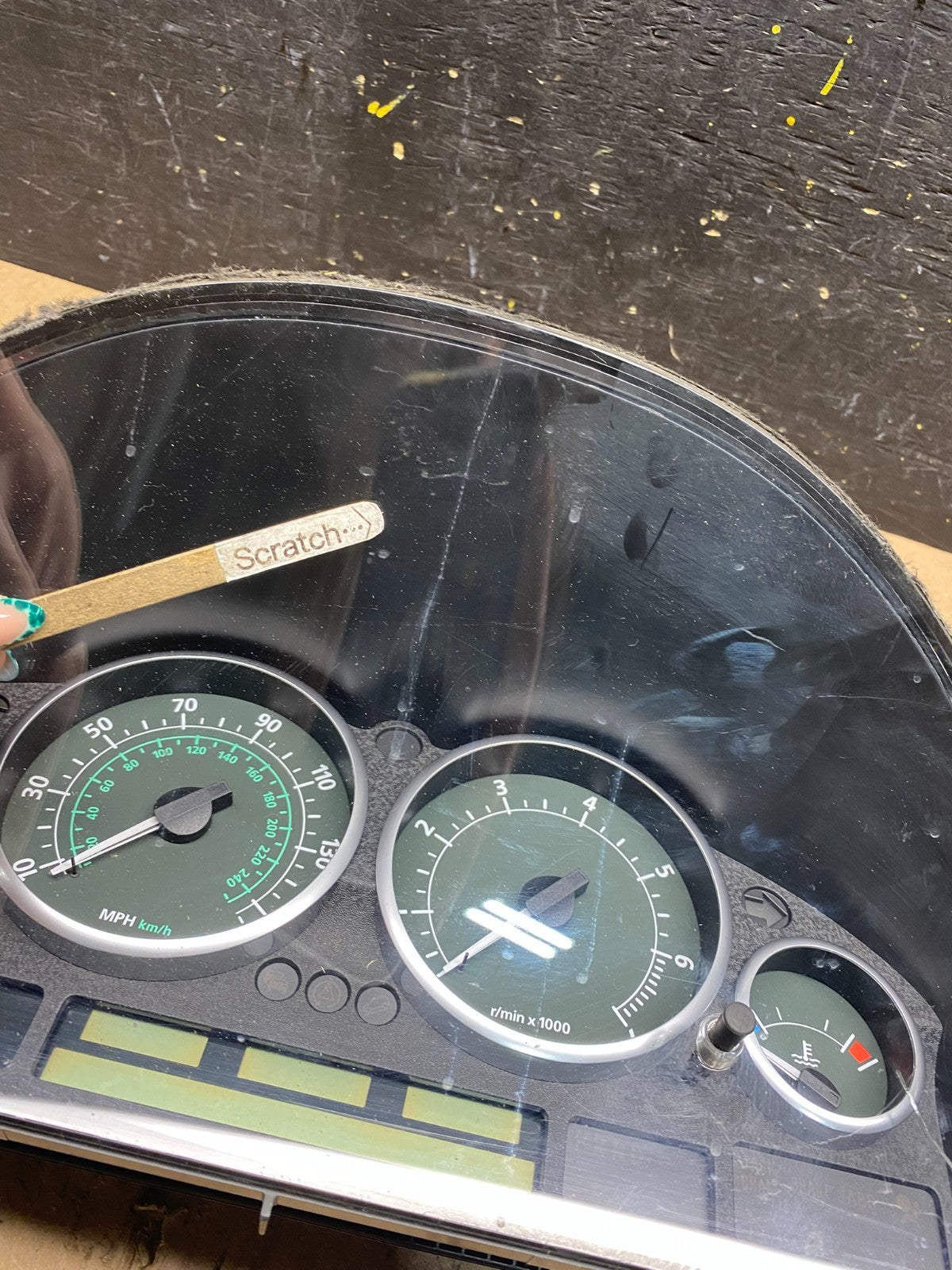 2003 2006 Land Range Rover Speedometer Cluster Gauge OEM Q9238 DG2