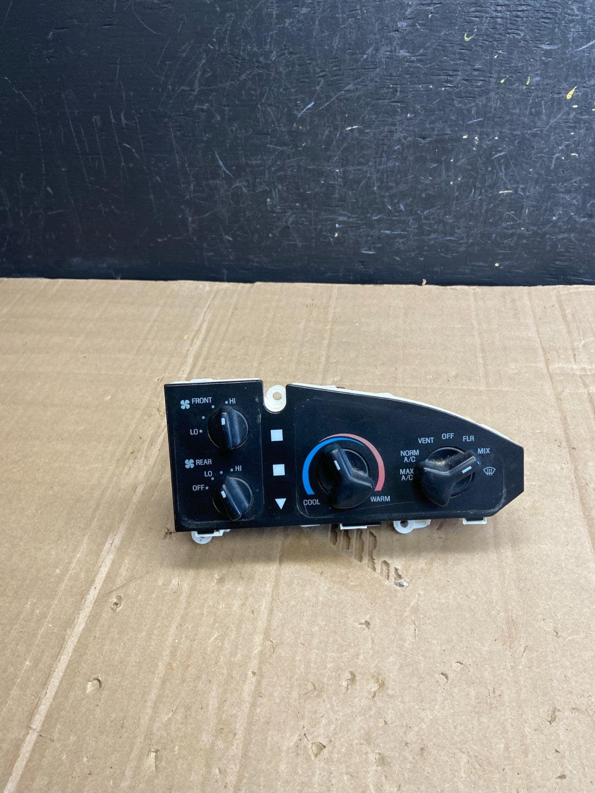 1997-2014 Ford Van Econoline E150 E250 Heater Climate Fan Control AD7135 DG0