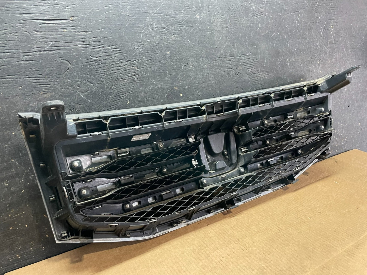 2012 to 2015 Honda Pilot Front Upper Grill Grille AE3755 DG6
