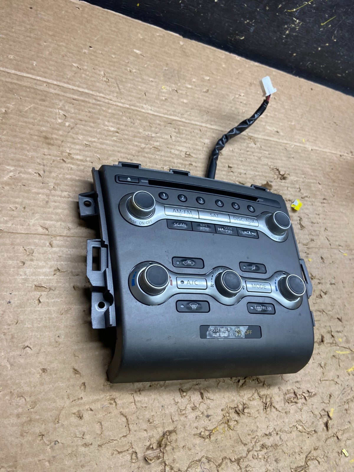 2010 - 2014 Nissan Murano Temperature Climate A/C AC Control Panel W3163 DG2