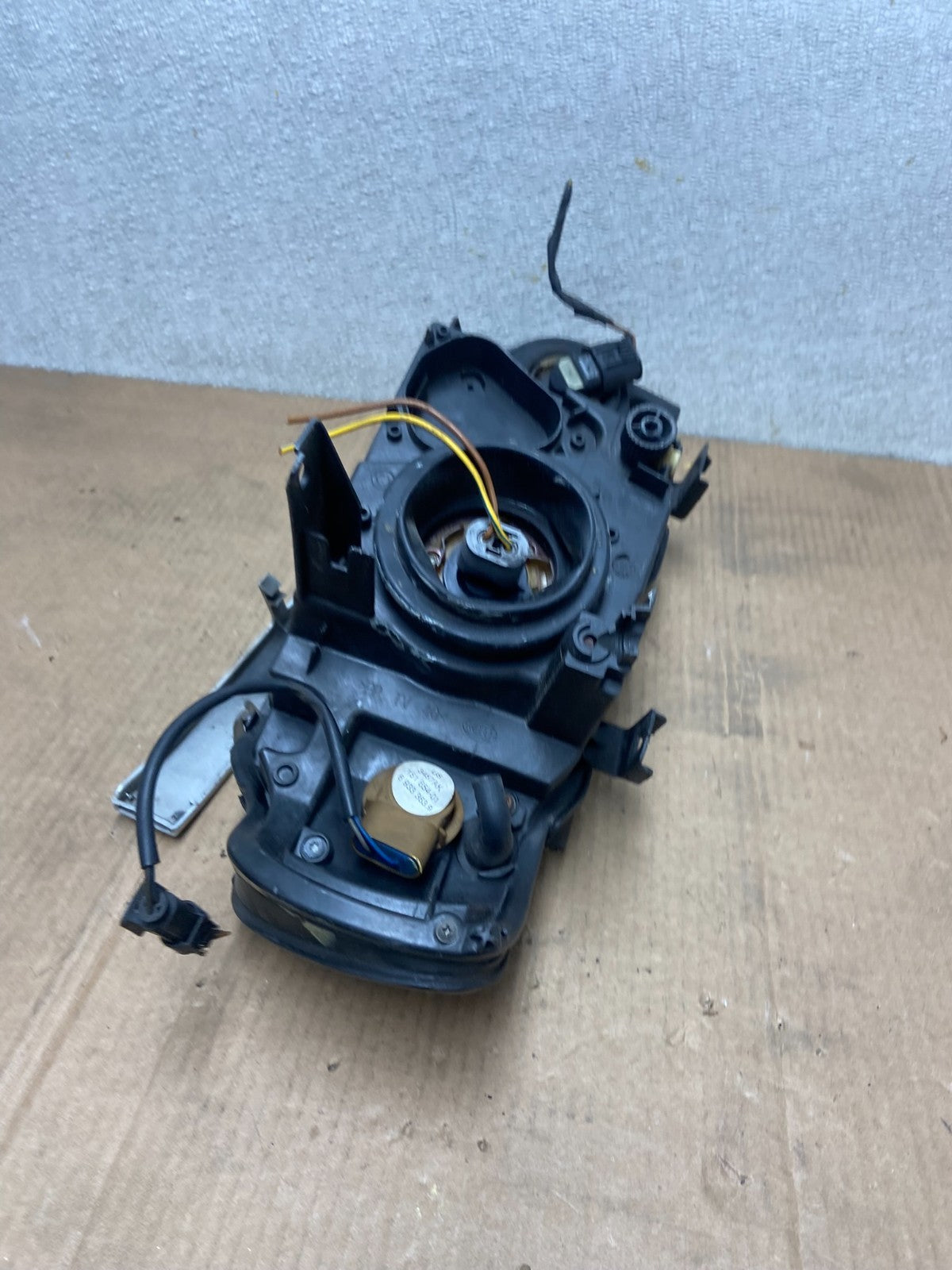 2000-2003 Bmw X5 E53 Headlight Right Passenger Rh Side Halogen OEM AA6229 DW6