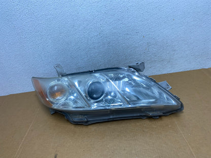 2007 - 2009 Toyota Camry Halogen Right Passenger Headlight AD8943 DW0