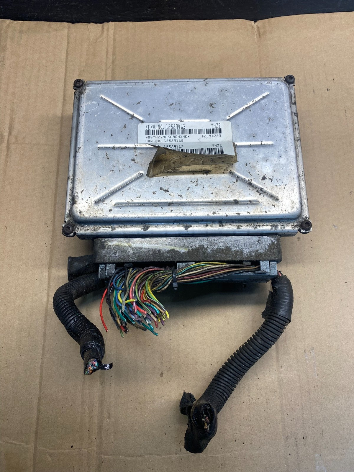 2003-2006 Chevrolet Tahoe Silverado Engine Control Unit Module ECM ECU AE2178 DW0