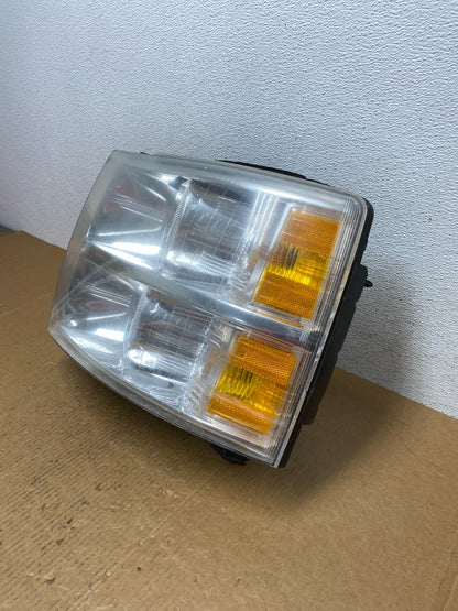 2007 to 2014 Chevrolet Silverado Left Driver Lh Side Headlight AD9321 DW1
