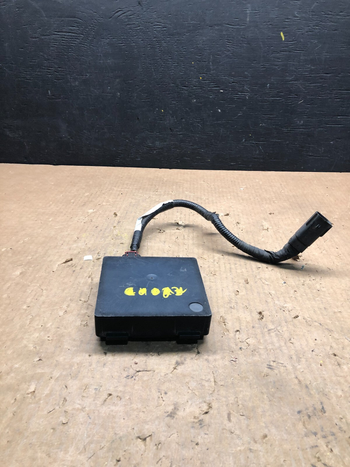 2013 to 2018 Ford Lincoln Rear Radar Blind Spot Module H7913 PS4