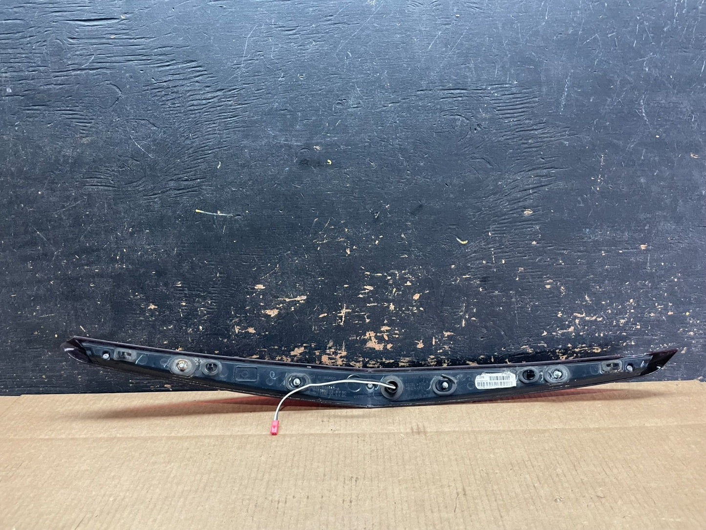 2008-2013 Cadillac Cts Sedan Trunk Lid 3rd Third Brake Tail Light aa9129 DG9
