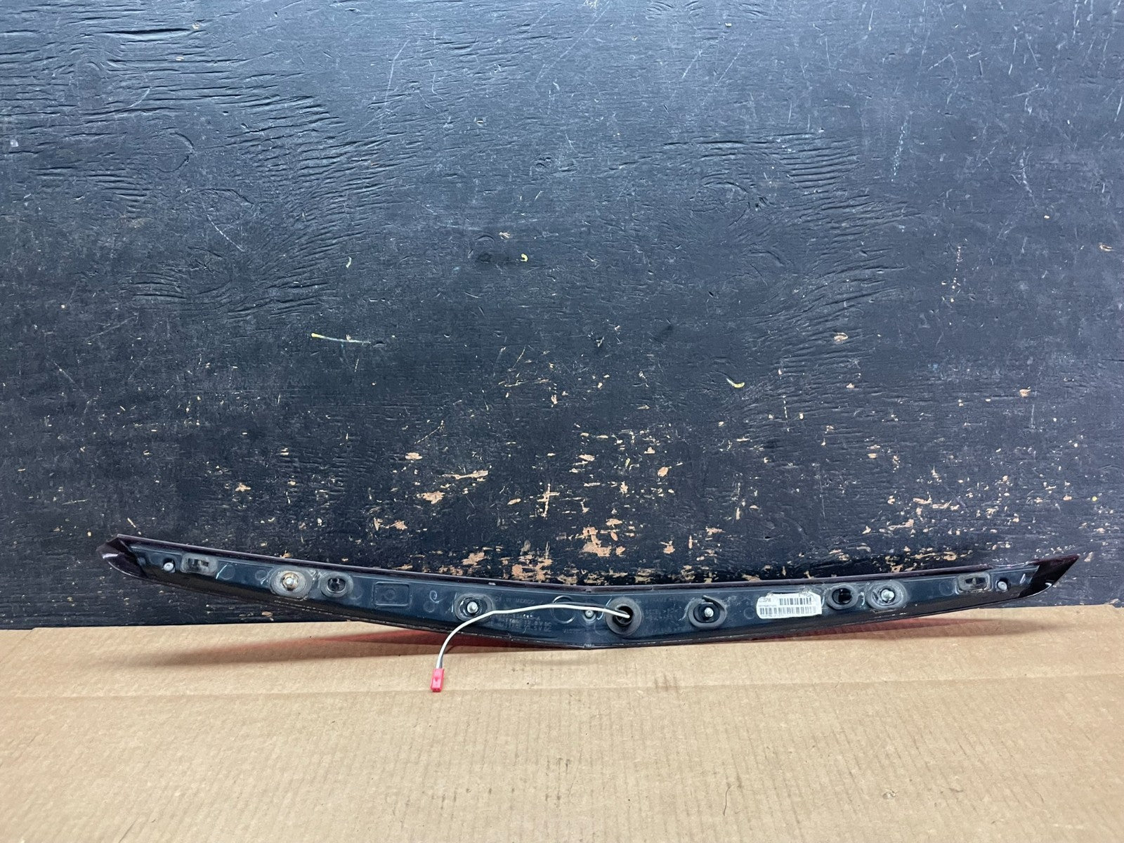 2008-2013 Cadillac Cts Sedan Trunk Lid 3rd Third Brake Tail Light aa9129 DG9