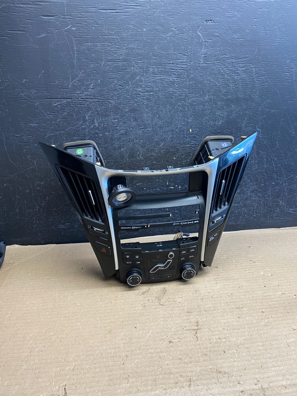 2011 - 2014 Hyundai Sonata Center Radio Climate Control Air Vent Bezel ah3643 DG0