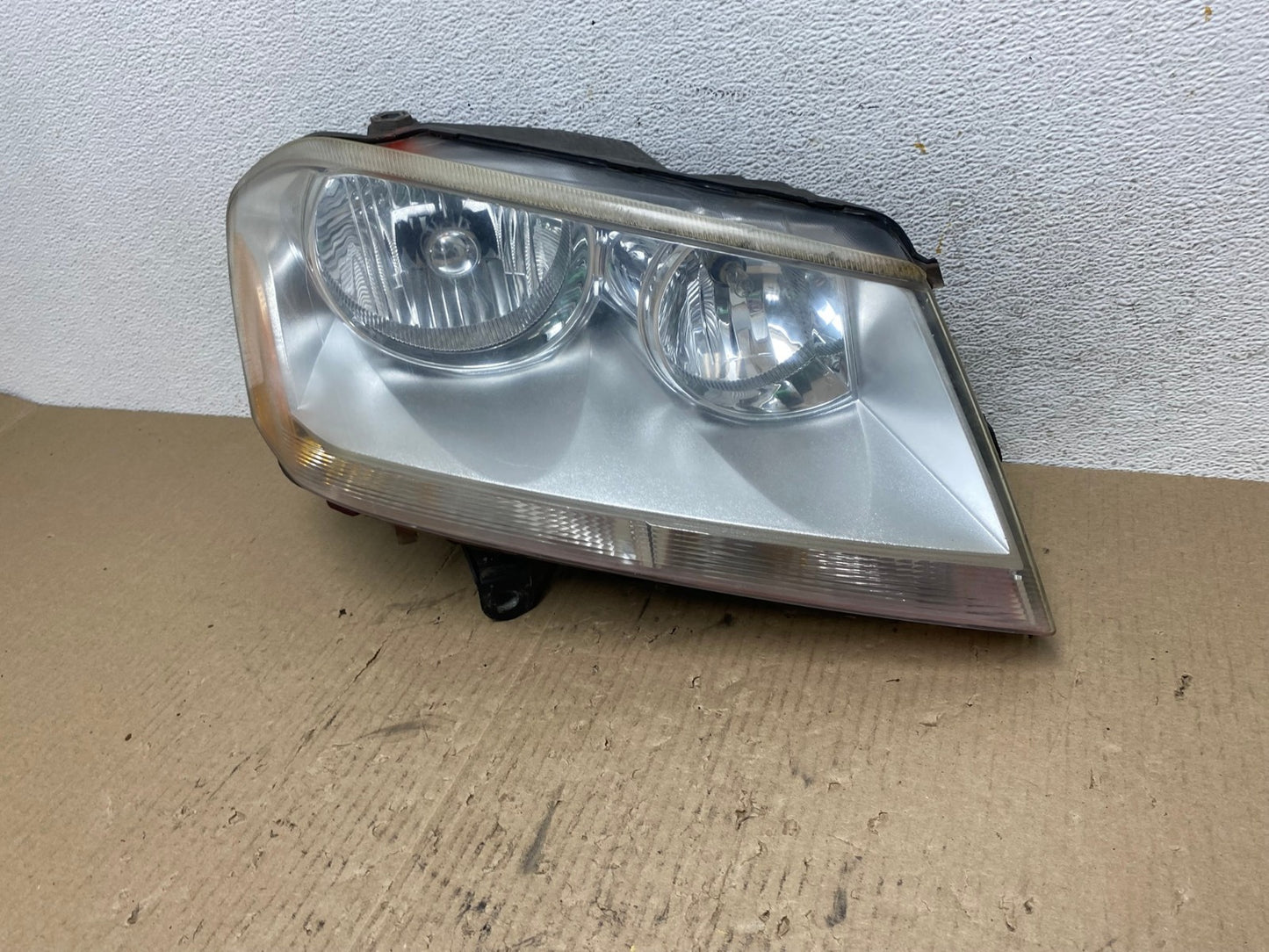 2008 to 2014 Dodge Avenger Right Passenger Side Halogen Headlight AE7090 LK1